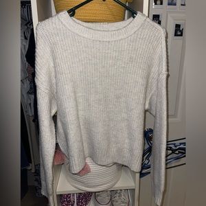White American Eagle sweater